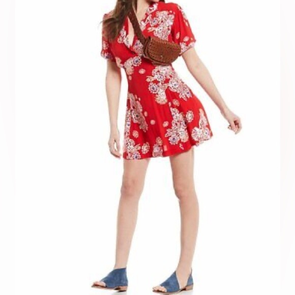 Free People Blue Hawaii Printed Floral Fit & Flare Red Button Collar Dress Small - Picture 3 of 8